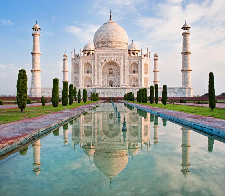 Sejarah Taj Mahal